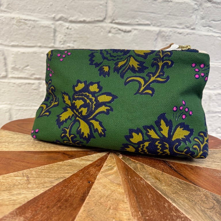 Erin Flett Bags: SALE