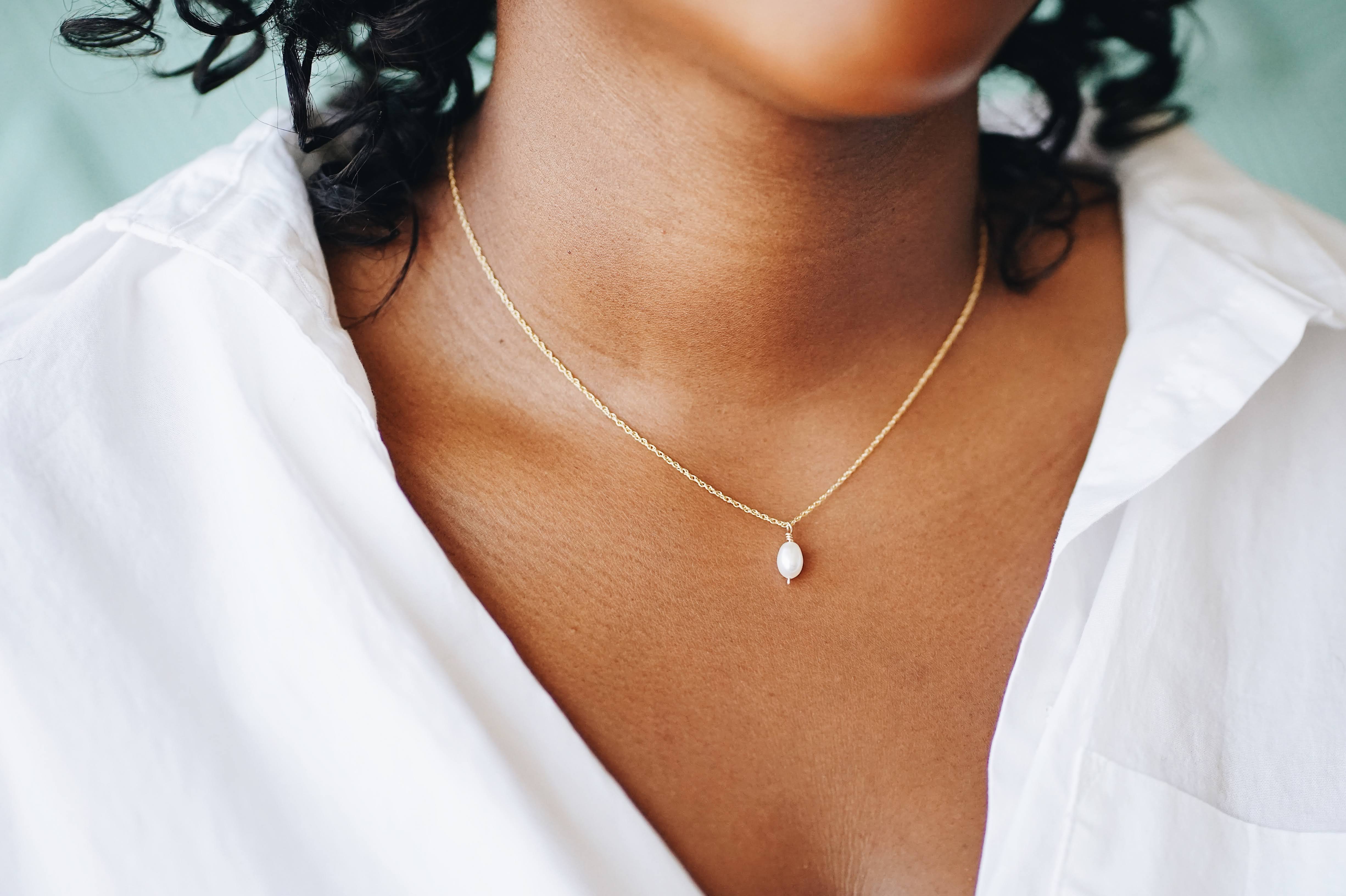 ★PEARLY MORE★ chain drop necklace Amazon.com: Olbye Pearl Pendant Necklace Silver Drop